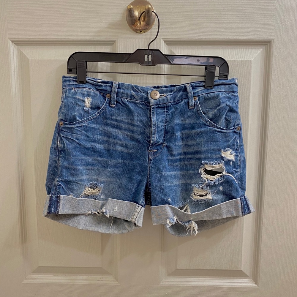 Hudson destructed boyfriend shorts